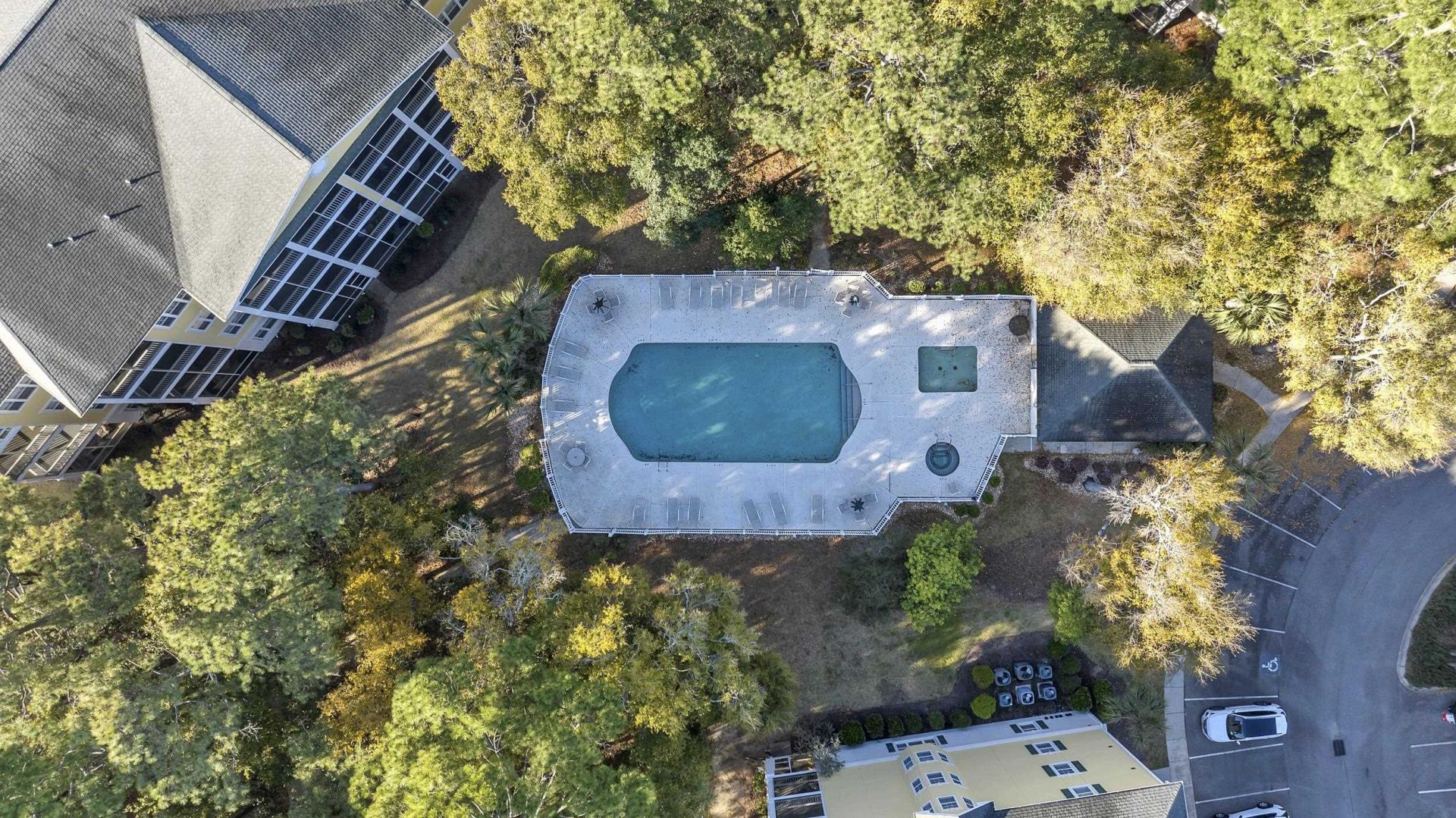 601 Hillside Dr. N Photo 35