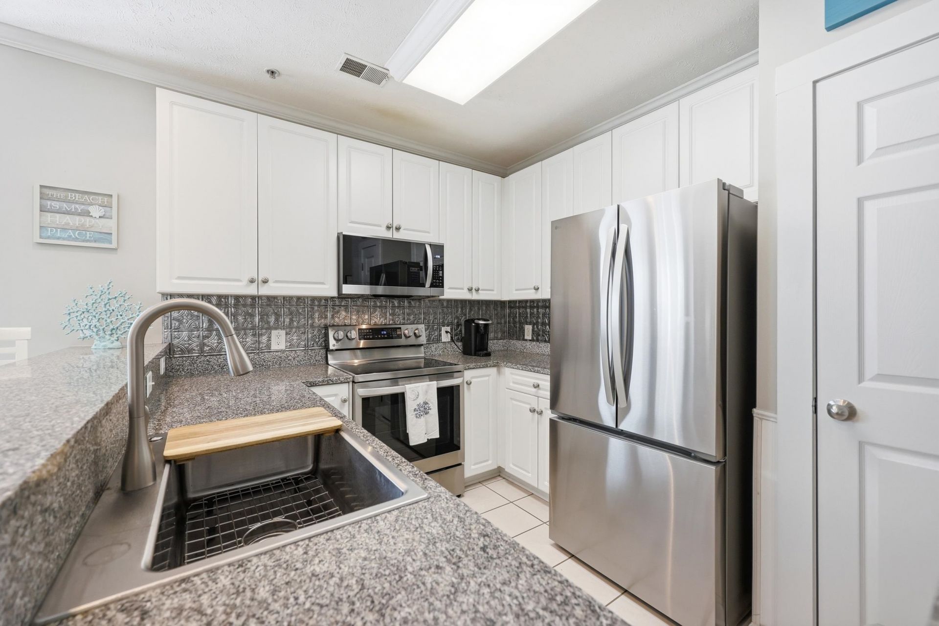 601 Hillside Dr. N Photo 8