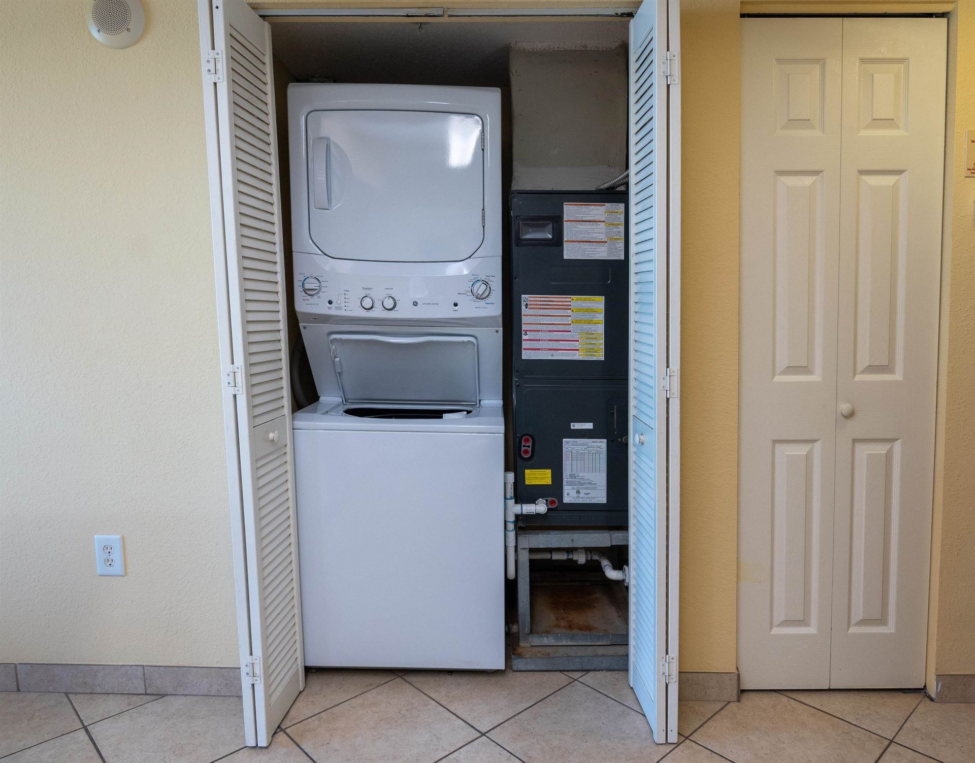 2007 S Ocean Blvd. Photo 10