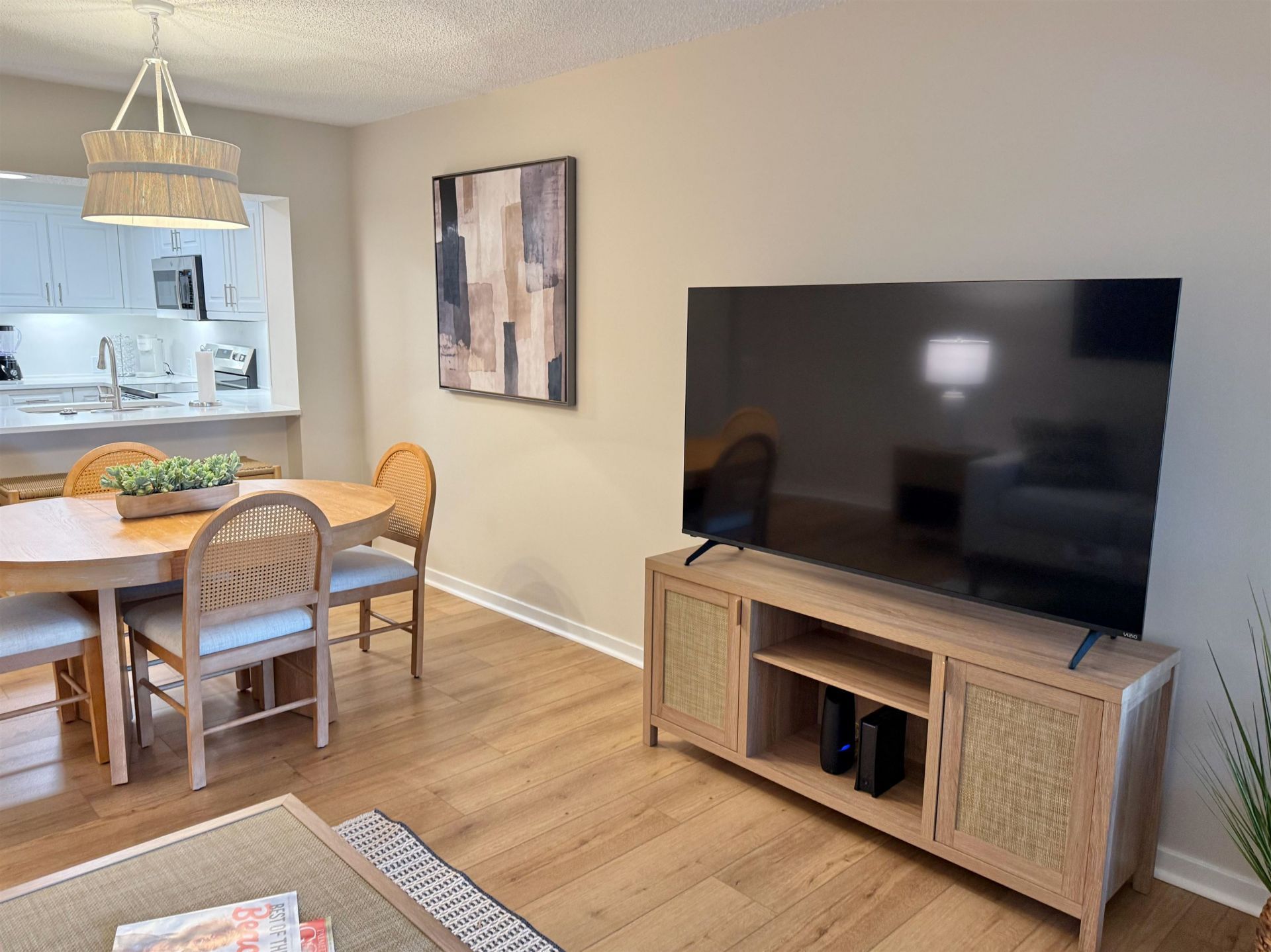 410 Melrose Pl.  Photo 26