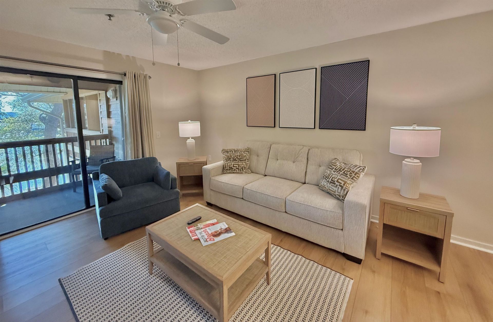 410 Melrose Pl.  Photo 9