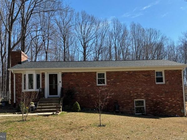 8 WINSLOW ROAD , FREDERICKSBURG, VA 22406