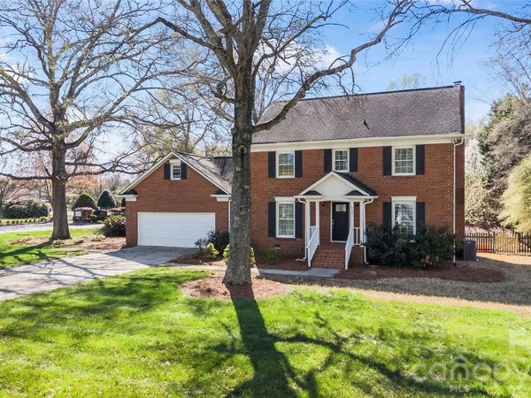 6101 Boykin Spaniel Road, Charlotte, NC 28277
