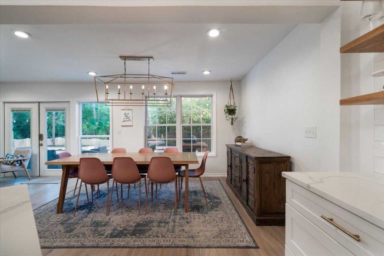 1516 Arden Court Photo 15