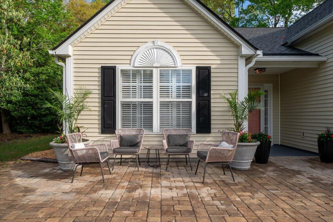 1516 Arden Court Photo 27