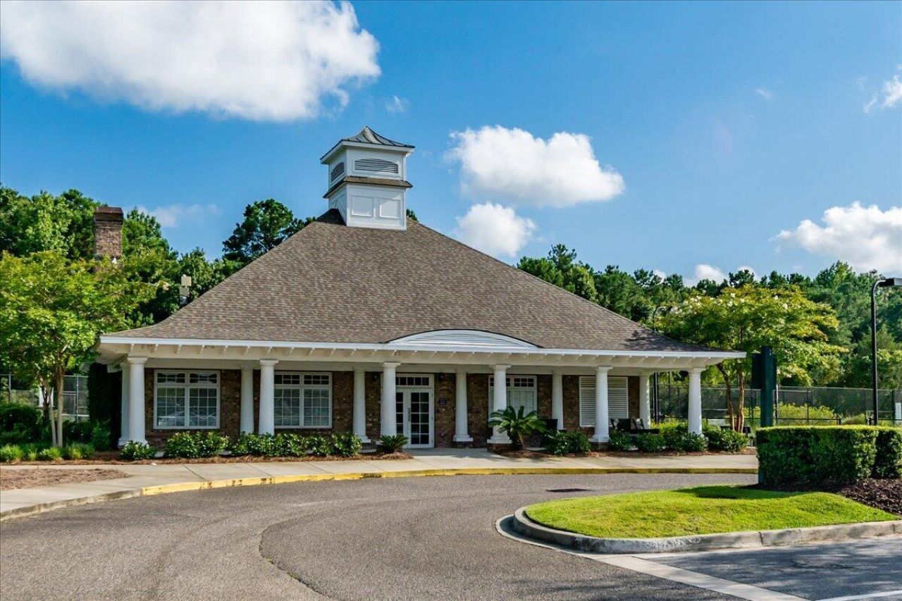 1516 Arden Court Photo 34