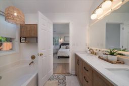 1516 Arden Court photo 4