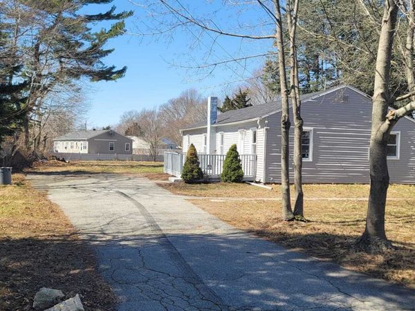 11 Vergennes, Groton, CT 06340