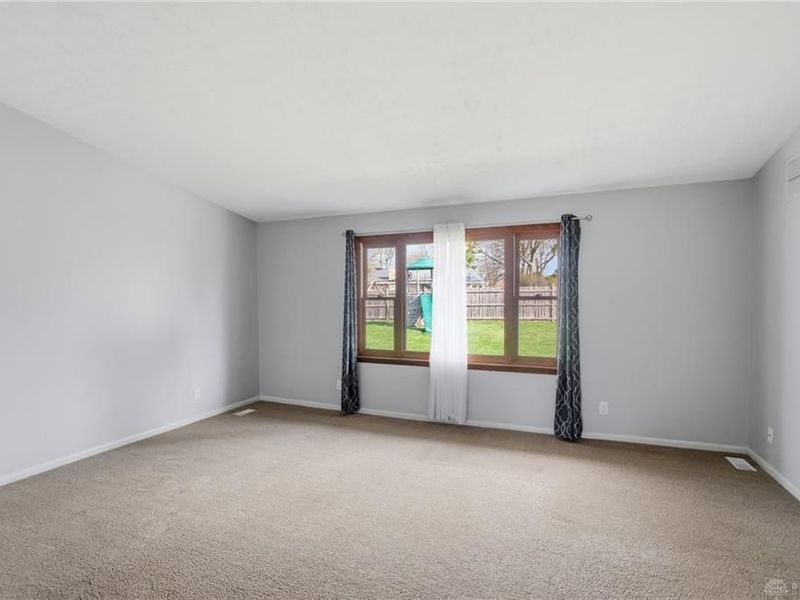 1007 Hyde Park Drive, Centerville, OH 45429 Photo 13