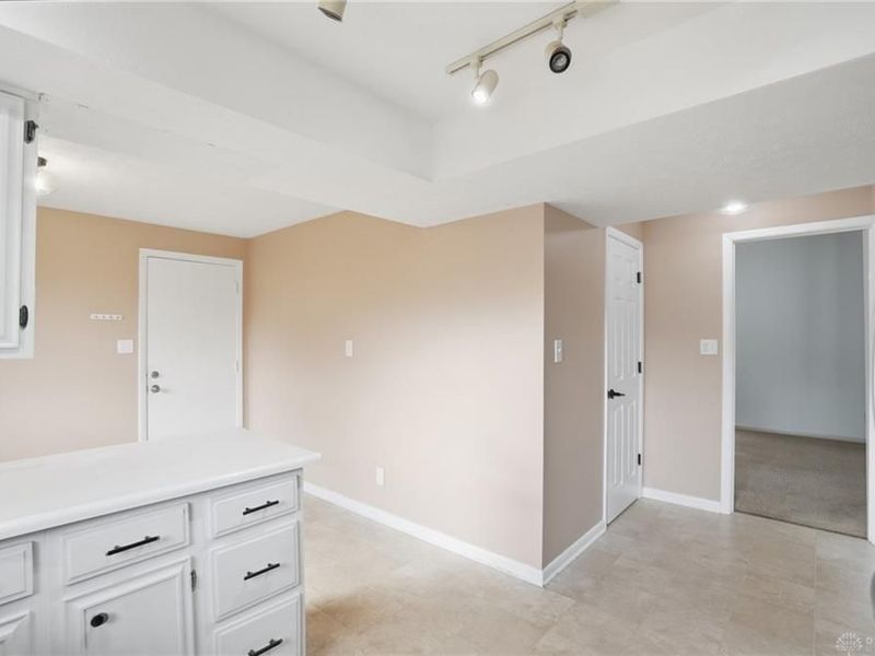 1007 Hyde Park Drive, Centerville, OH 45429 Photo 25