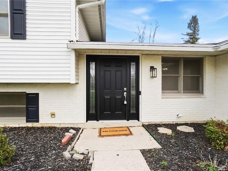 1007 Hyde Park Drive, Centerville, OH 45429 Photo 8