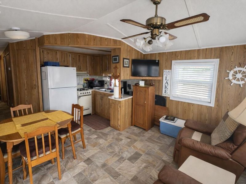 1220 W Richey Road, Unit 60, Port Clinton, OH 43452 Photo 11