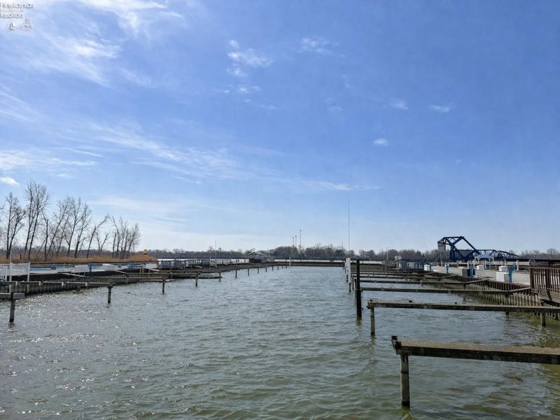 1220 W Richey Road, Unit 60, Port Clinton, OH 43452 Photo 13