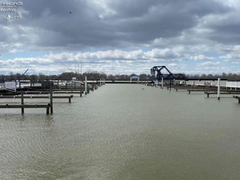 1220 W Richey Road, Unit 60, Port Clinton, OH 43452 Photo 4