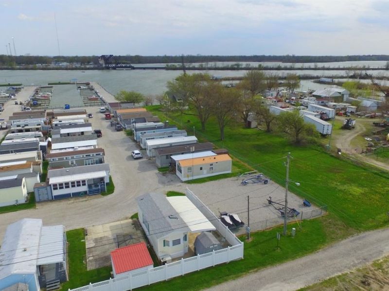 1220 W Richey Road, Unit 60, Port Clinton, OH 43452 Photo 7