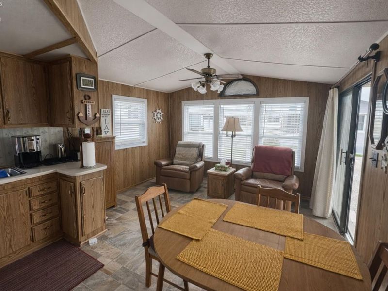 1220 W Richey Road, Unit 60, Port Clinton, OH 43452 Photo 9