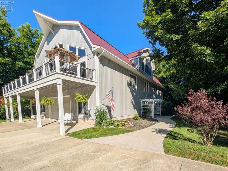 174 Booker Lane, Put in Bay, OH 43456 Photo 10