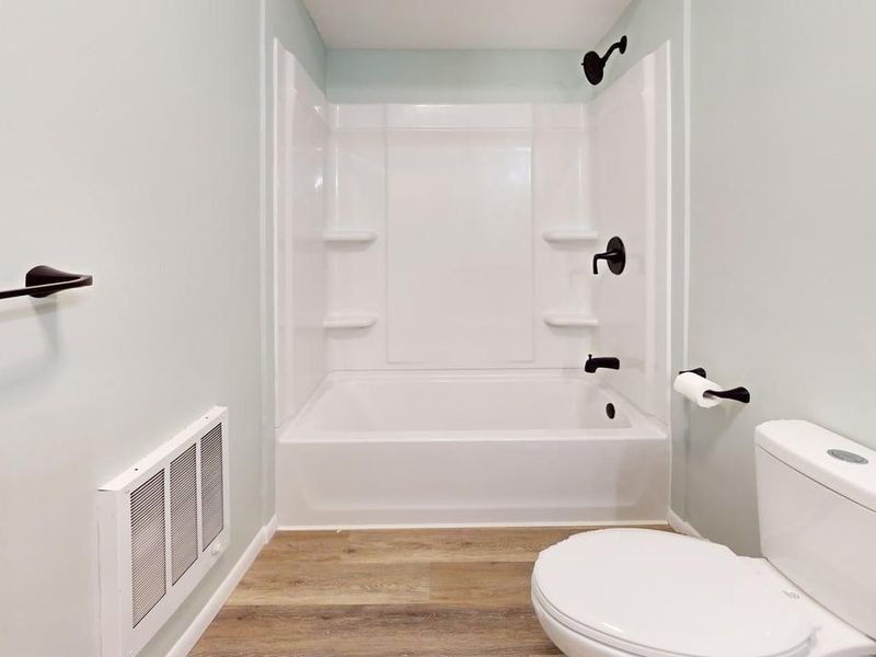 3392 Austin Drive, Willard, OH 44890 Photo 12