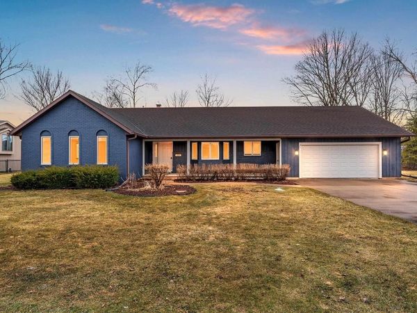 1236 MEADOWVIEW DRIVE, Menasha, WI 54952