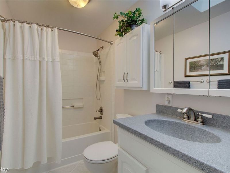 95 Oakhurst Drive, Munroe Falls, OH 44262 Photo 18