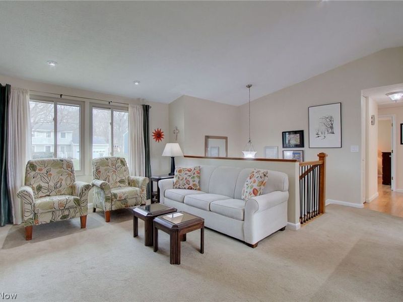 95 Oakhurst Drive, Munroe Falls, OH 44262 Photo 8