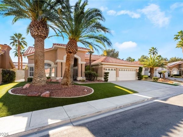 9117 Prospectors Cove Drive, Las Vegas, NV 89117