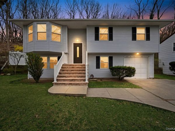 9 Harmony Lane , Glen Cove, NY 11542