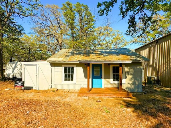 310 Cedar Point Circle, Gordonville, TX 76245