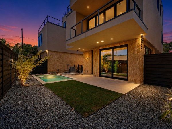 1403 Barton Hills DR, Unit 2, Austin, TX 78704