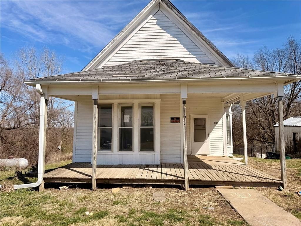 309 N Polk Street, Maysville, MO 64469 Main Photo