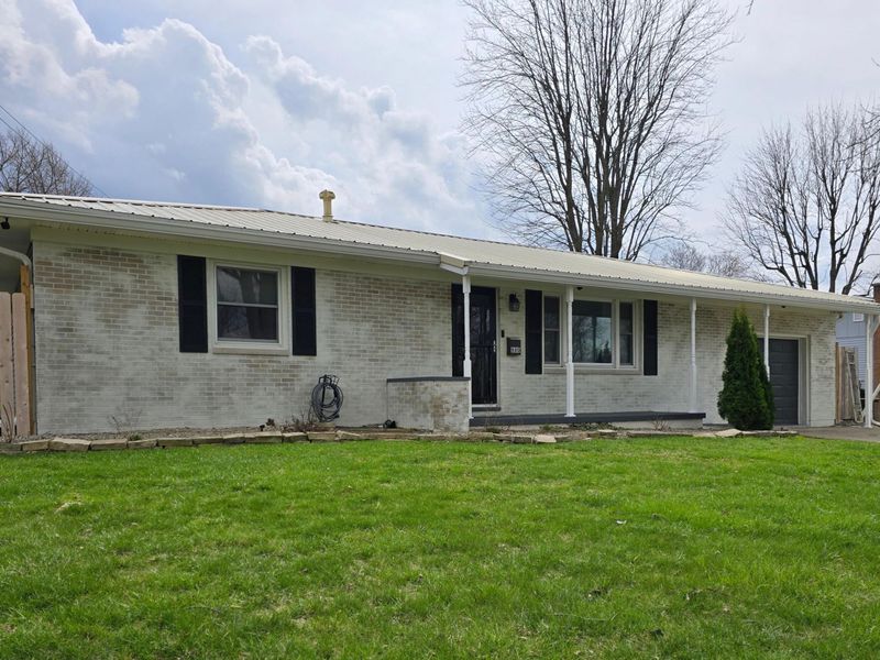 880 E Brown Avenue, Bellefontaine, OH 43311 Photo 1