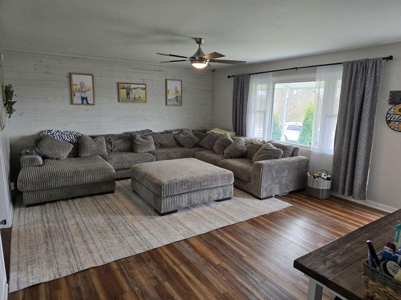 880 E Brown Avenue, Bellefontaine, OH 43311 Photo 8