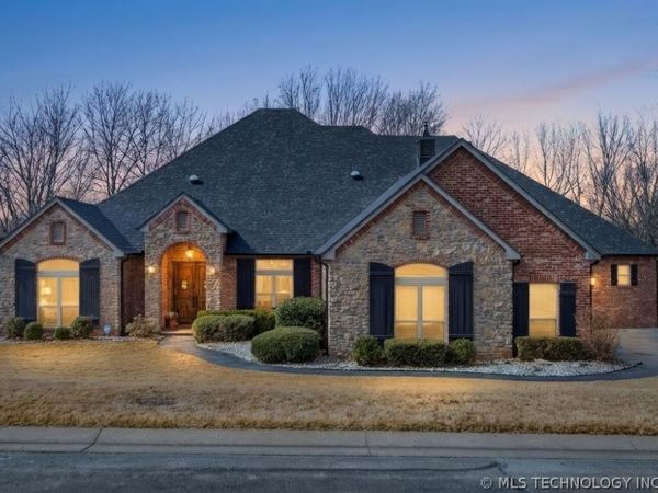 13994 S Hudson Avenue, Bixby, OK 74008