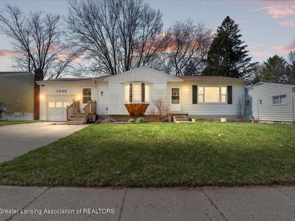 1895 Dean Avenue, Holt, MI 48842