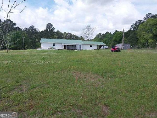 152 Seaweed Road, Fitzgerald, GA 31750