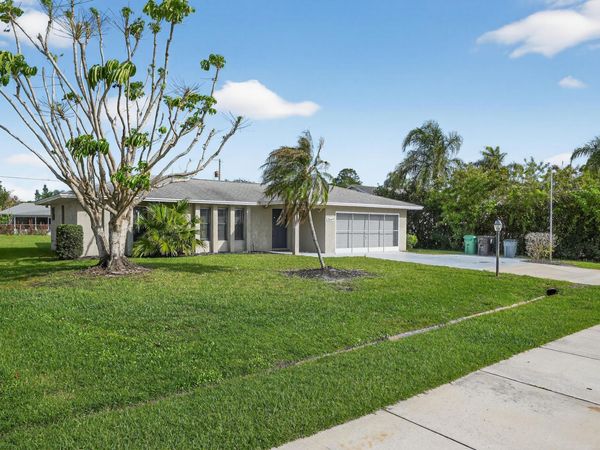 2649 SE Grand Drive, Port St. Lucie, FL 34952