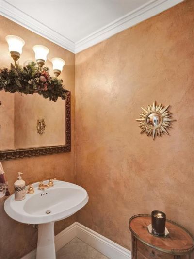 2875 NE 25th Court, Fort Lauderdale, FL 33305 Photo