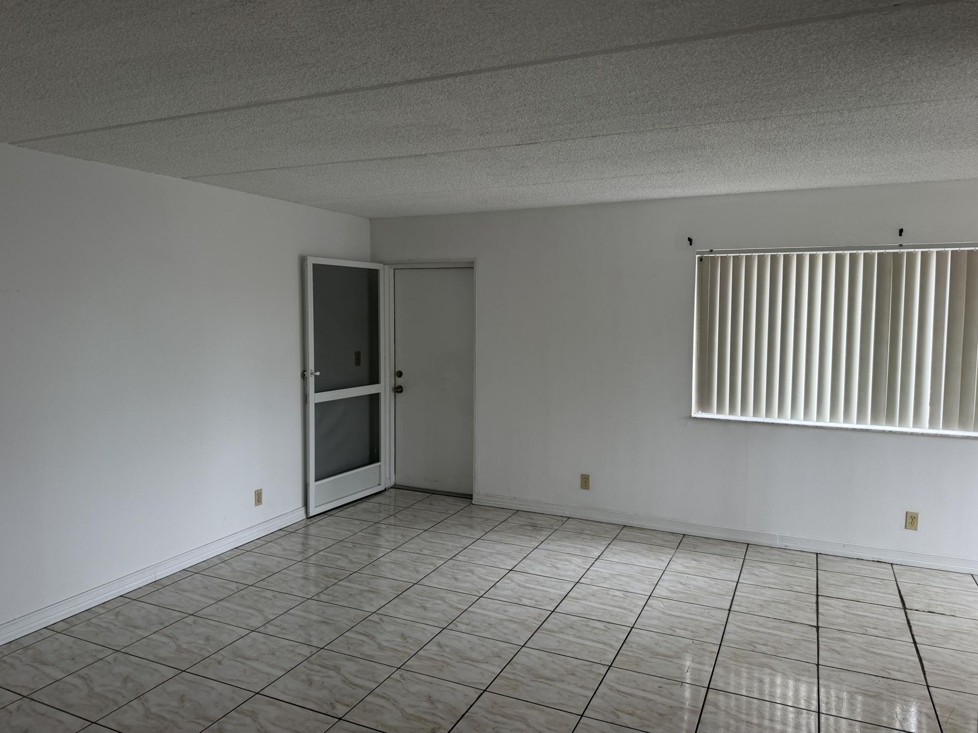 700 Village Green Court, Unit 101, Palm Springs, FL 33461 Photo