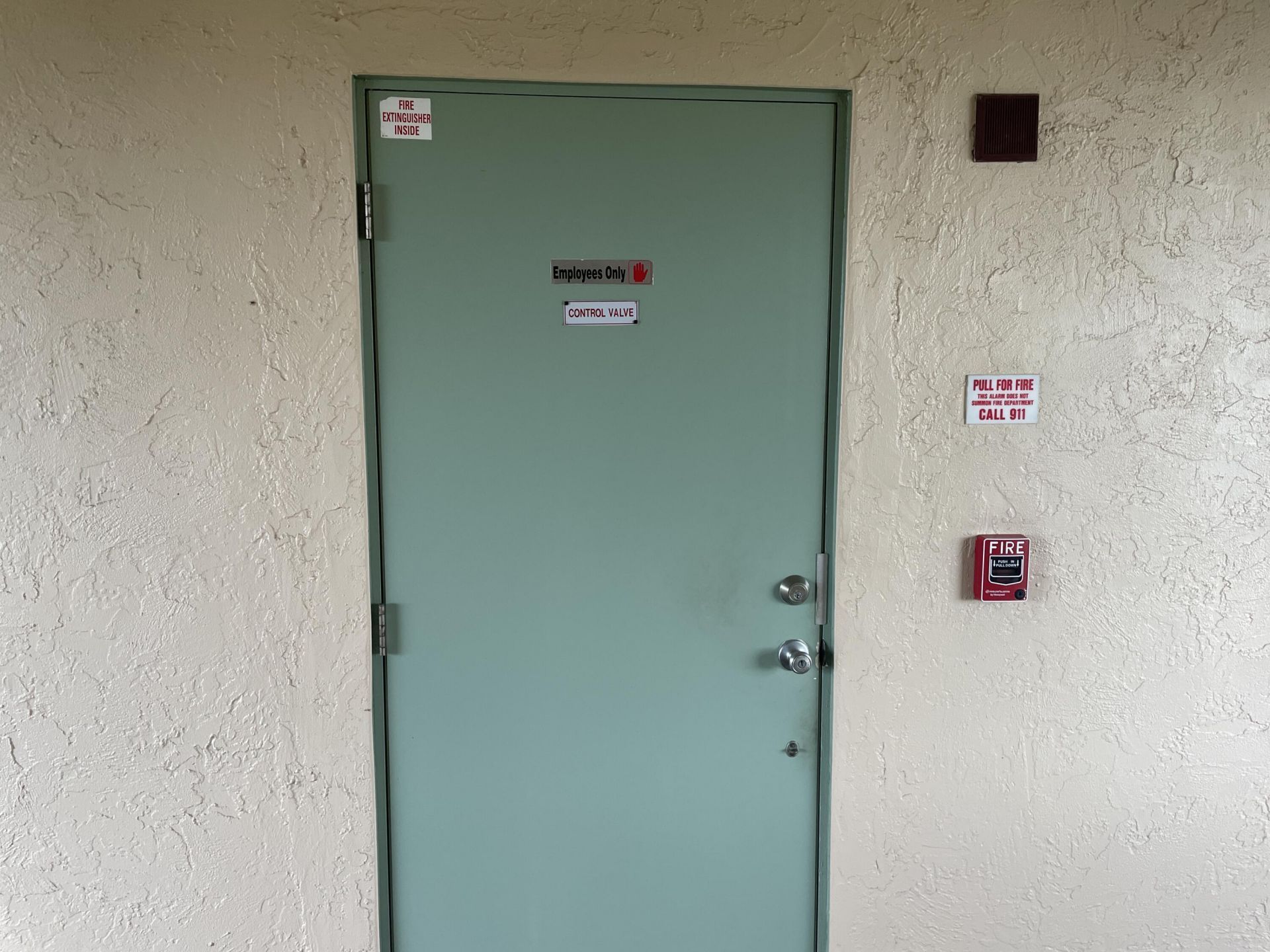 700 Village Green Court, Unit 101, Palm Springs, FL 33461 Photo