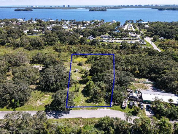 4104 Mariner Oaks Way, Fort Pierce, FL 34946
