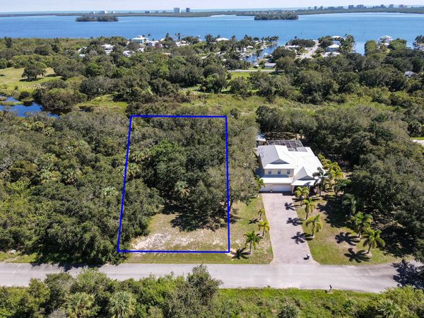 4128 Mariner Oaks Way, Fort Pierce, FL 34946