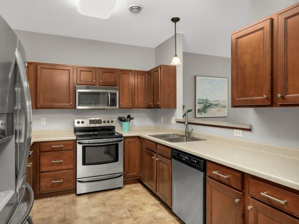 4940 Underwood Lane N, Unit 4940G, Plymouth, MN 55442