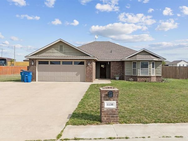 1138 Jones Avenue, Yale, OK 74085