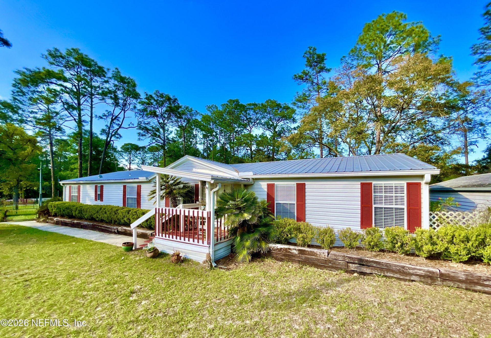 129 Crystal Lake Drive, Melrose, FL 32666 Photo