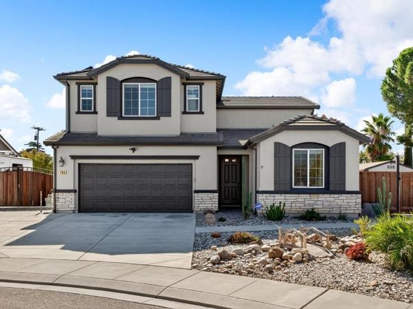 790 Monte Oro Court, Manteca, CA 95337