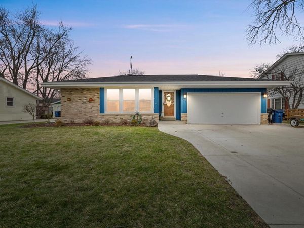 148 Echo LANE, Racine, WI 53406