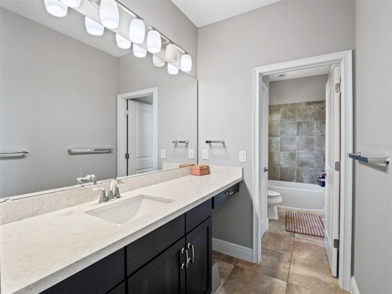 7654 Blue Quail Lane, Orlando, FL 32835 Photo