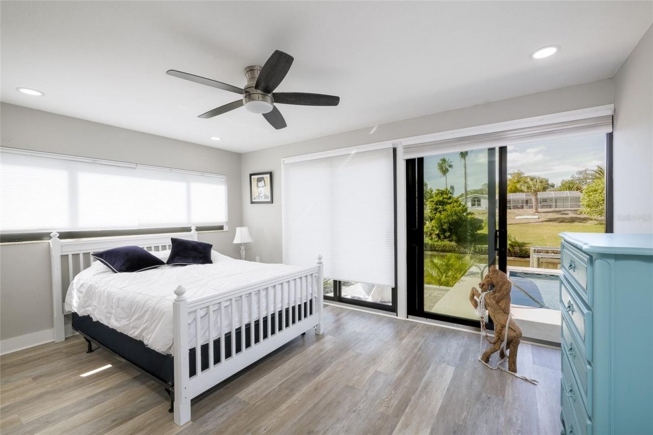 3636 Mineola Drive , Sarasota, FL 34239 Photo