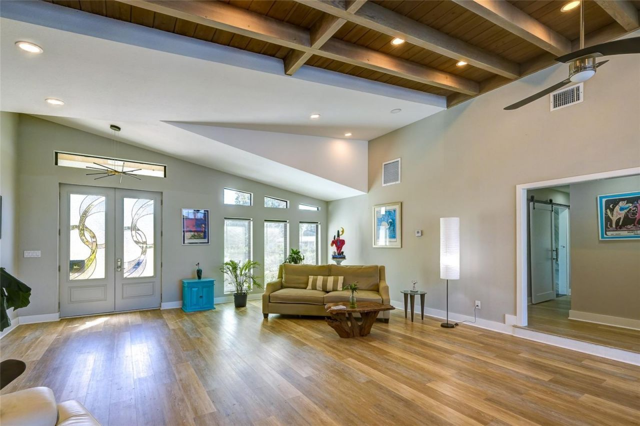 3636 Mineola Drive , Sarasota, FL 34239 Photo