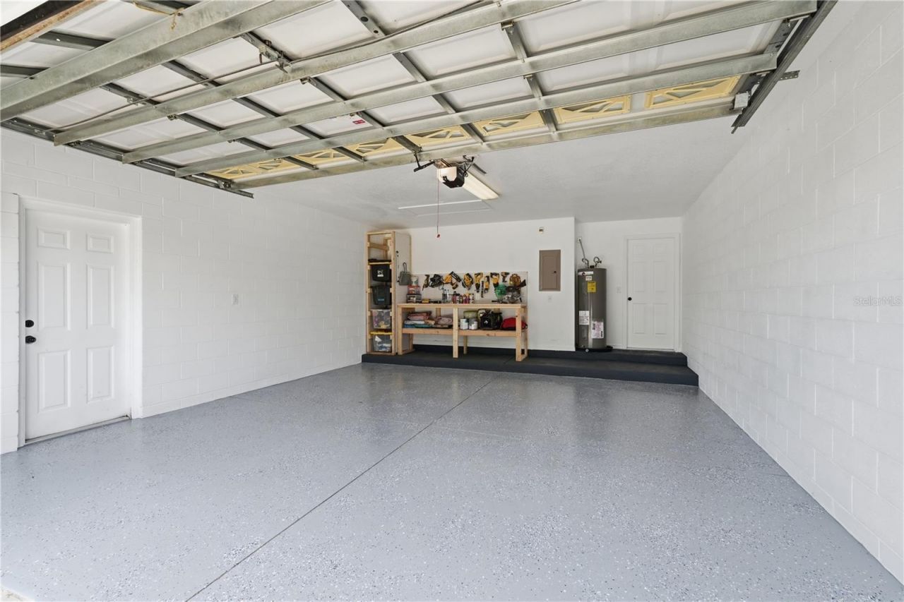 36703 Sundance Drive, Grand Island, FL 32735 Photo